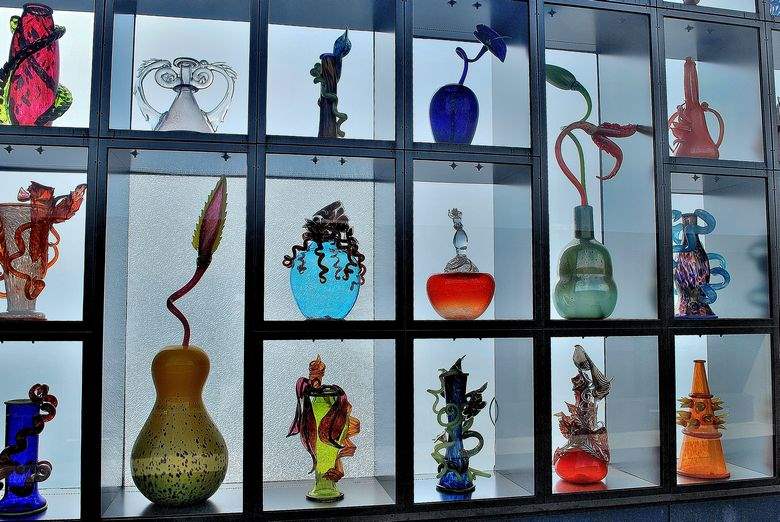 Explore Chihuly's crazy beautiful glass world
